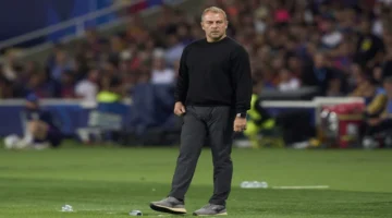 برشلونة يعيد تشكيل تشكيلته قبل الكلاسيكو بقيادة فليك لتعزيز فرص الفوز